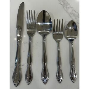 Vtg 5 Pc Place Setting “T” Monogram Custom Made Floral Stainless Flatware Taiwan